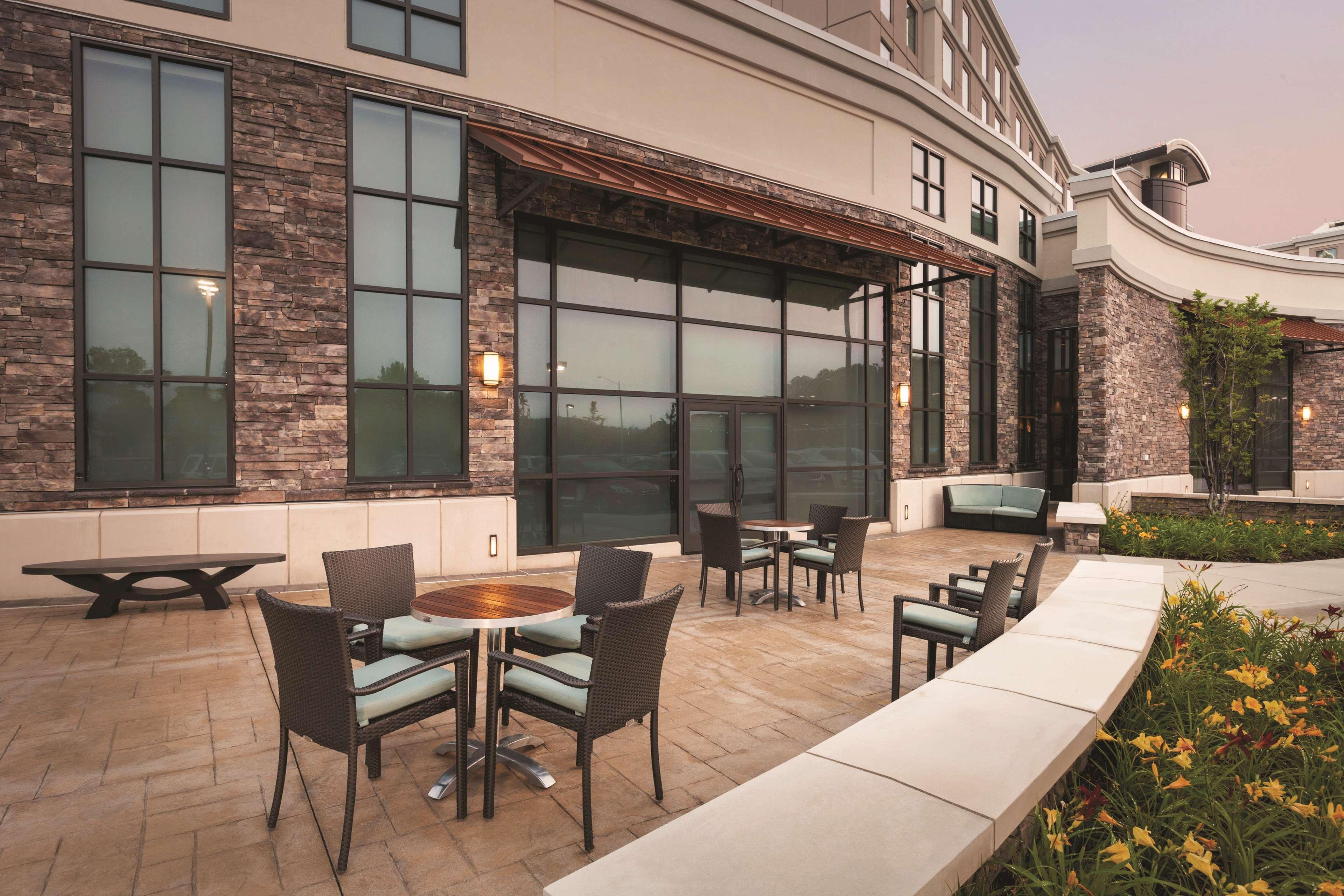 Embassy Suites Springfield Eksteriør billede